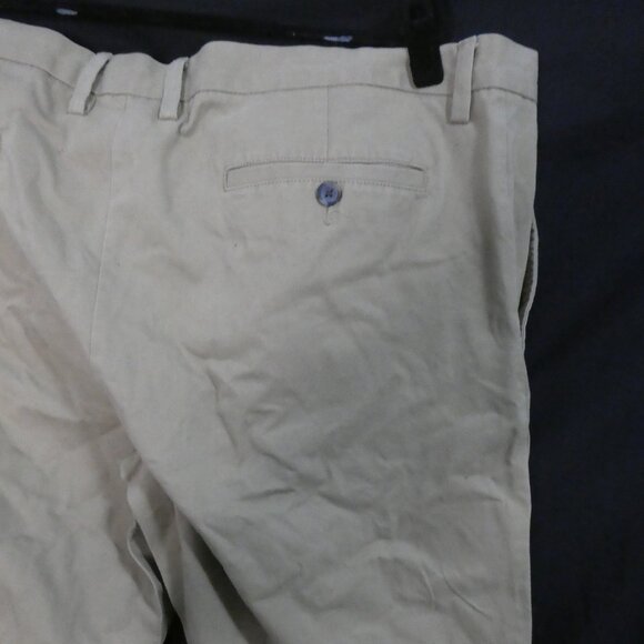 OLD NAVY - Classic Slim | 42 x 30 | Classic Khaki Straight Leg Pants - Picture 12 of 15
